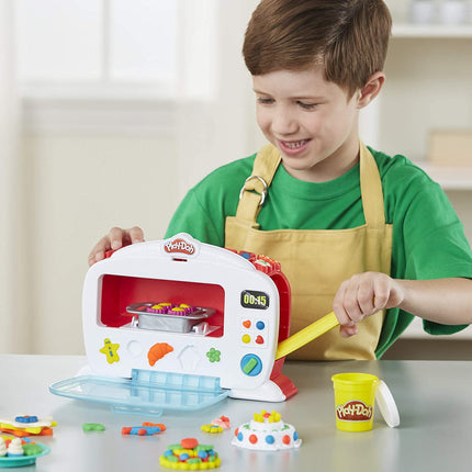 Play-Doh The Magical Pasta Furnace to shape Hasbro